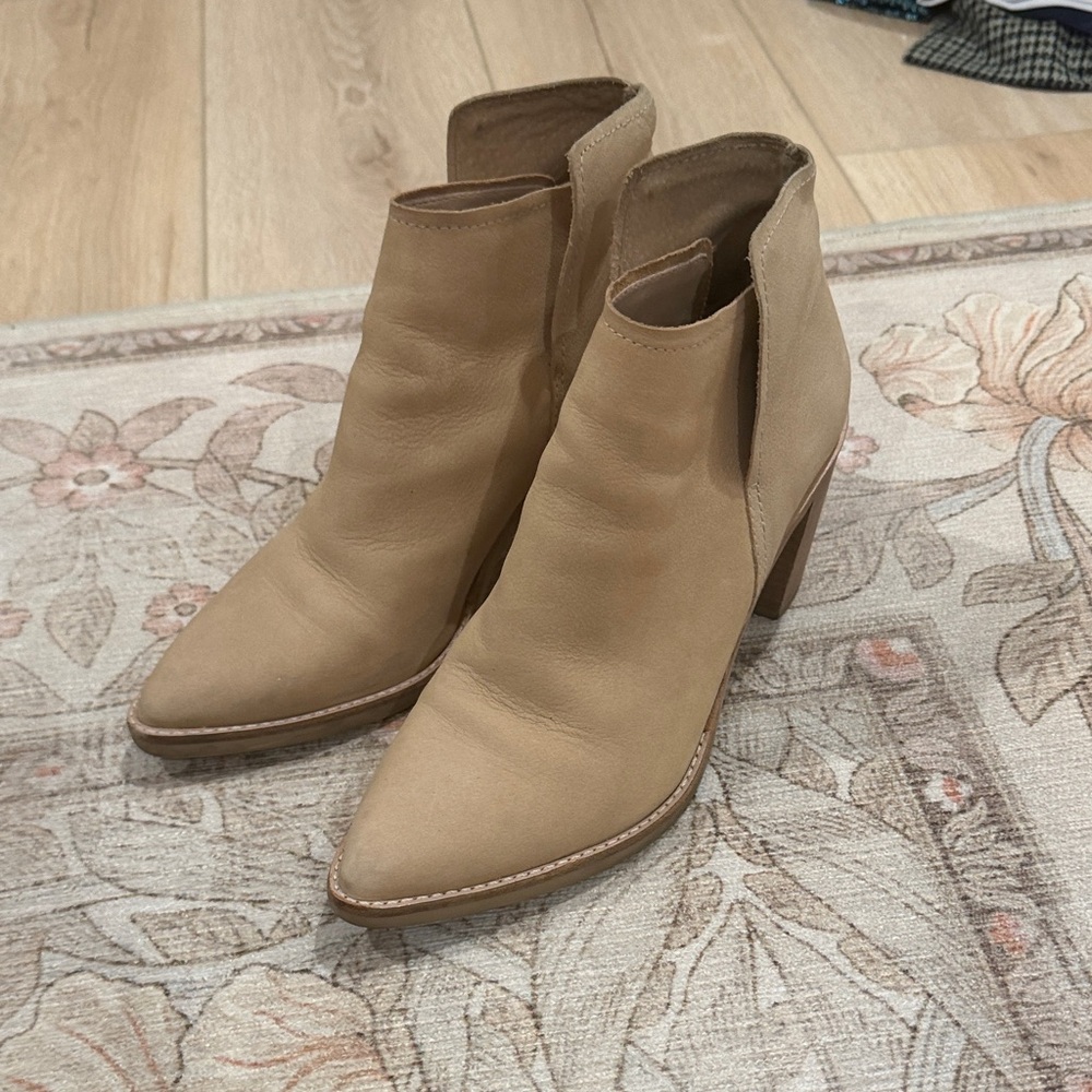 Dolce Vita Beige Pointed-Toe Block Heel Ankle Booties